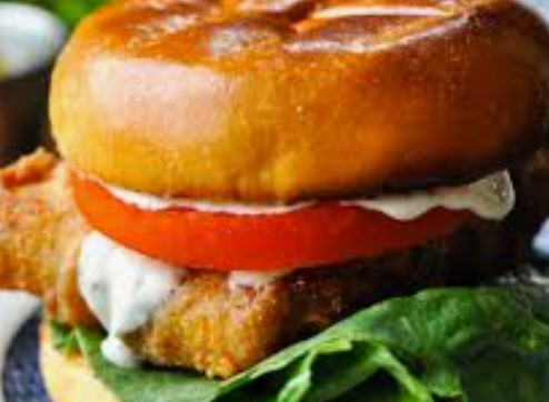 28 Nov 2023 Fish Burger, Tomato, Iceberg, cheese sauce. Tortilla chips (LW)