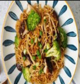 2 Nov 2023 Vegetables Coca Noodles, Spring roll (LV)