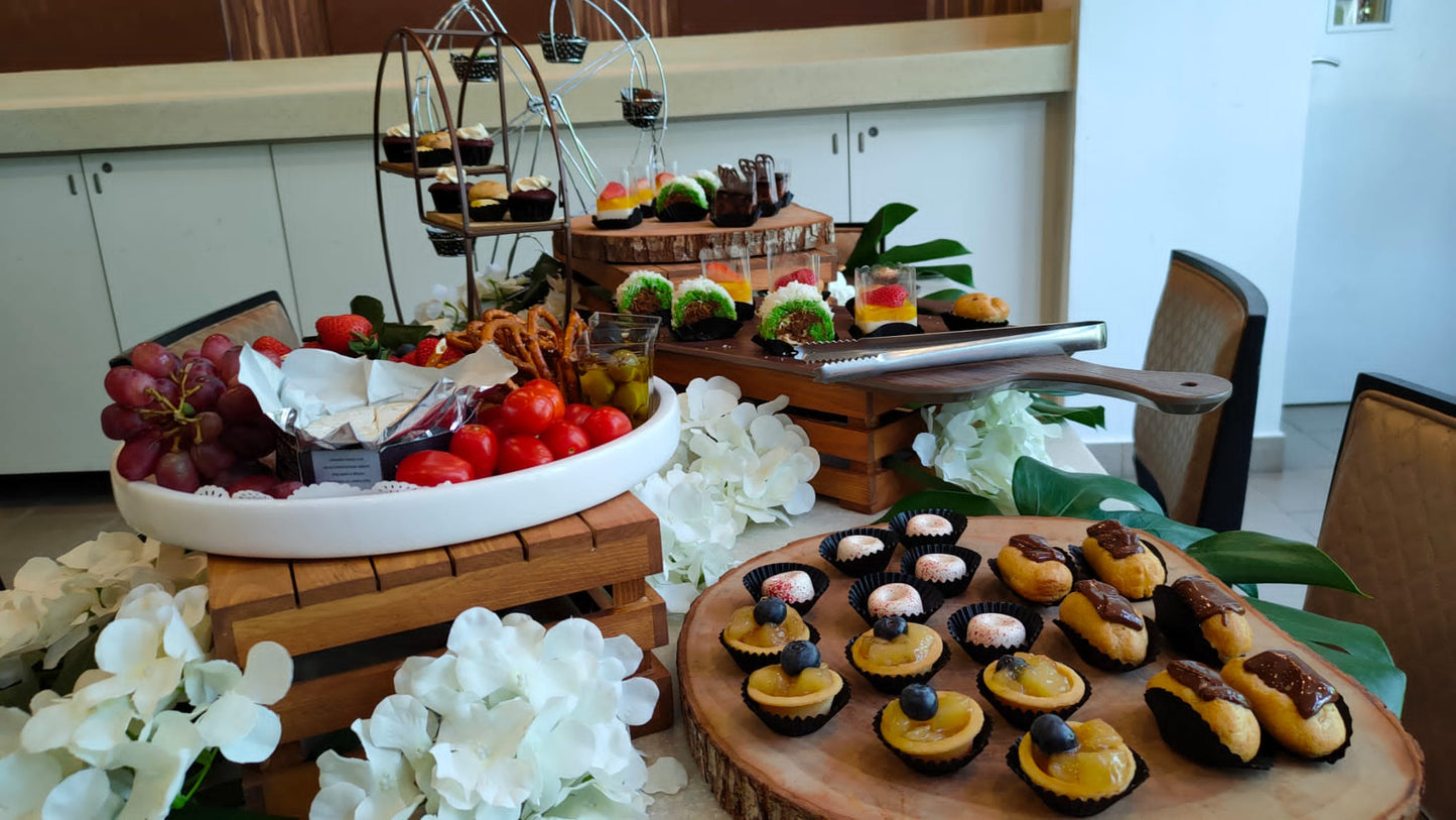 Canapé Reception @ $70 per pax (min 10 pax)